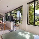 Les Falaises Frühstückspension 4*