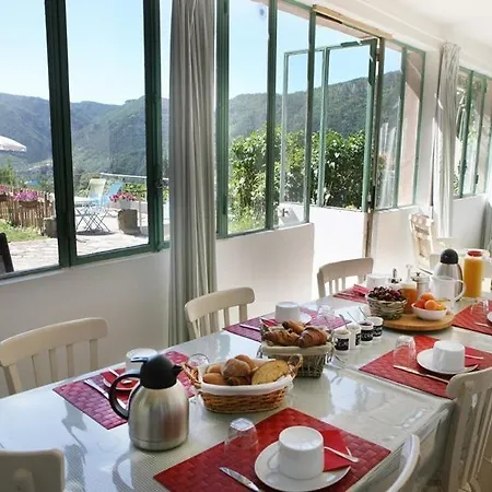فندق مبيت وإفطار Les Falaises Mostuéjouls