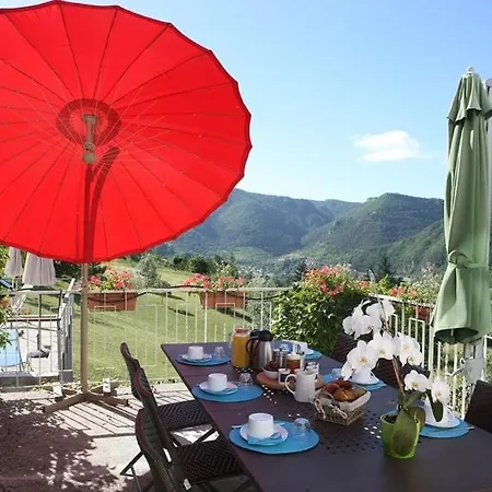 فندق مبيت وإفطار Les Falaises 4*