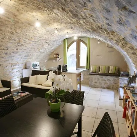 Couette-café Les Falaises 4*