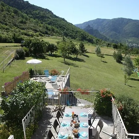 Les Falaises 4* Mostuéjouls